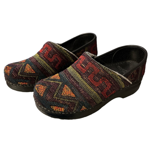 Dansko Professional Aztec Southwestern Native Tapestry Clogs EU 37 US 6.5-7 - Picture 1 of 8